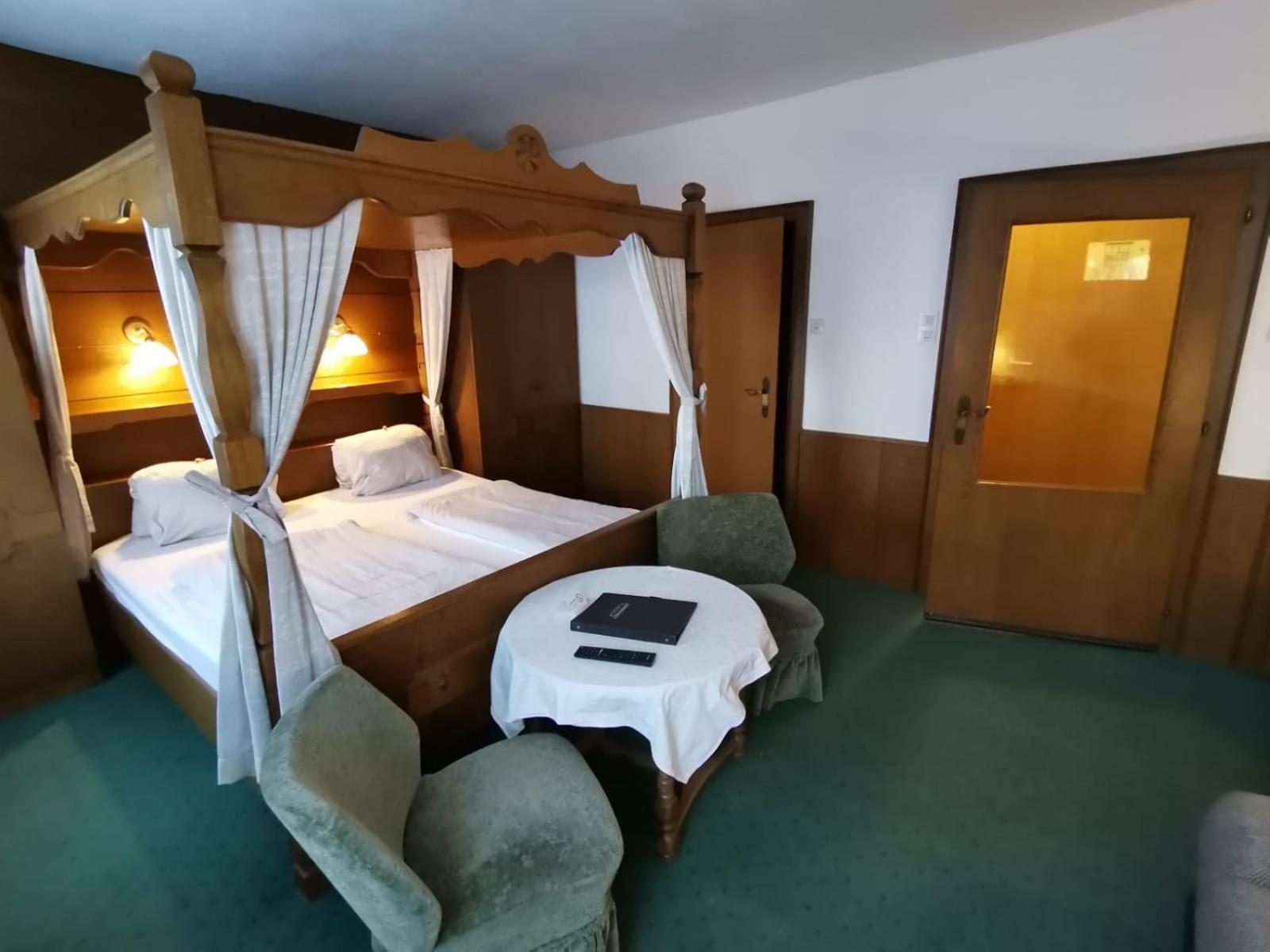 Hotel Gasthof Stranachwirt Sankt Michael im Lungau Eksteriør bilde